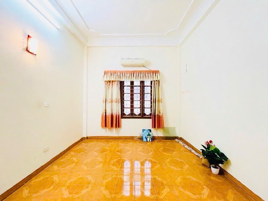 Bán nhà riêng tại Khương Trung, Tô Vĩnh Diện giá 13,6 tỷ, 60m2, 4PN, 3WC, ngõ ô tô tải